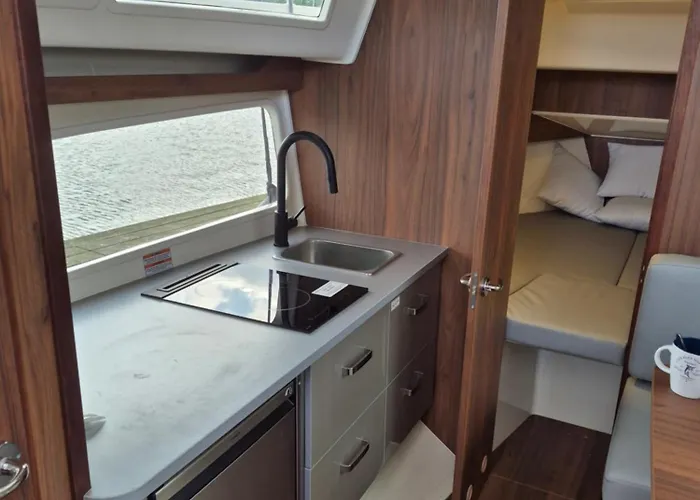 łódź Motorowa Balt 818 Tytan Lucky Star Star *